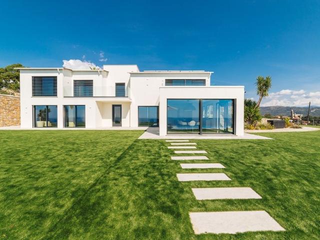 Villa Indipendente in affitto a Bordighera, Liguria