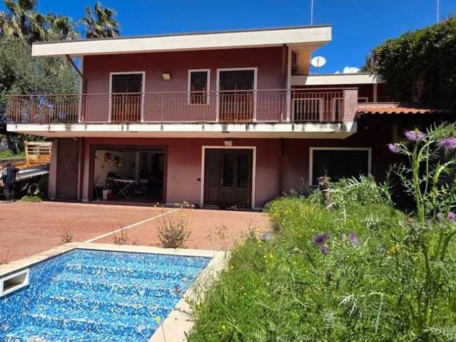 Villa Indipendente in vendita a Aci Bonaccorsi, Sicilia