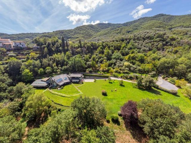 Villa Indipendente in vendita a Borgomaro, Liguria