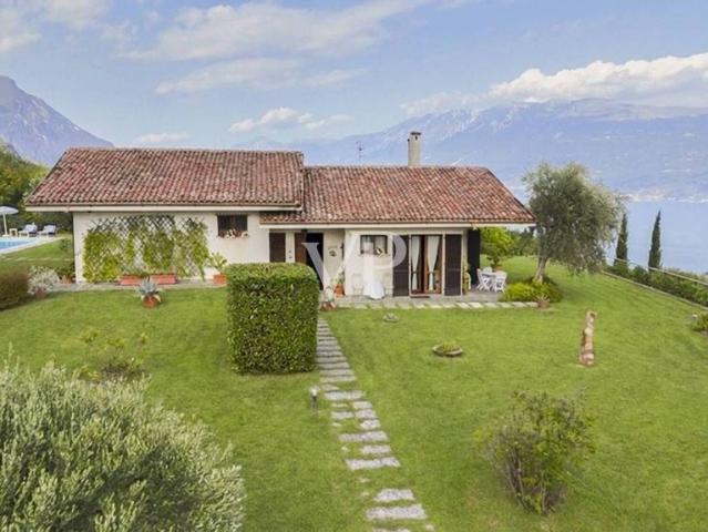 Villa Indipendente in vendita a Comunità Montana Parco Alto Garda bresciano, Toscolano Maderno