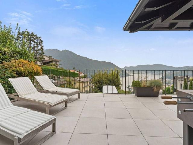 Villa Indipendente in vendita a Rovenna, Cernobbio
