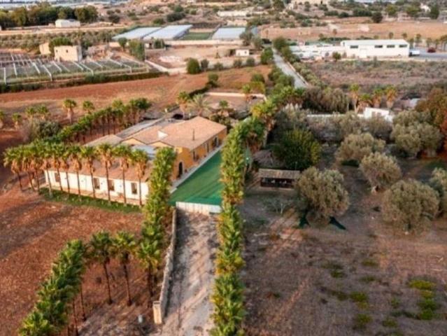 Villa Indipendente in vendita a Vittoria, Sicilia