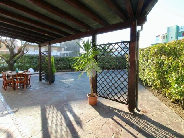 Villa Indipendente in vendita a Caorle, Veneto