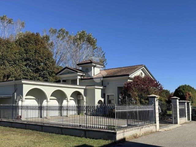 Villa Indipendente in vendita a Vaiano Cremasco, Lombardia