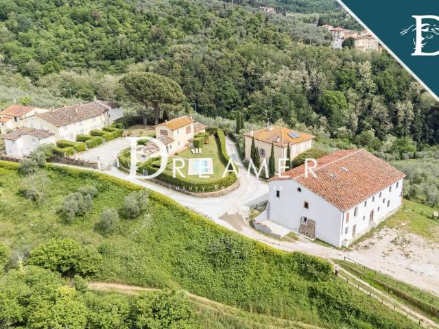 Villa Indipendente in vendita a Porciano, Lamporecchio