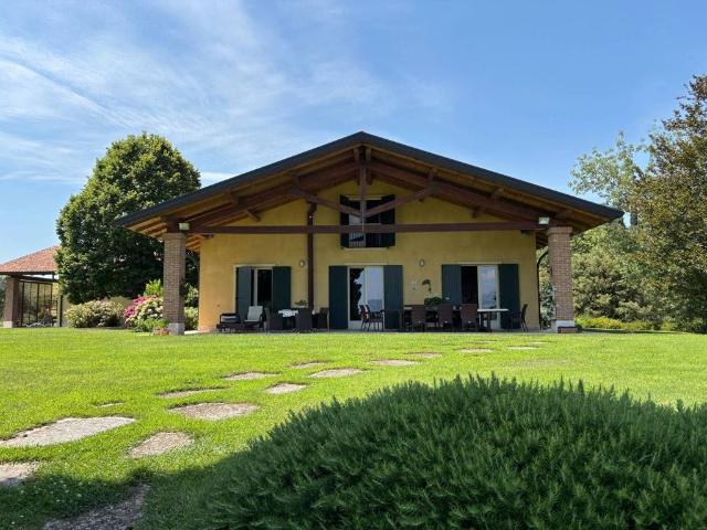 Villa Indipendente in vendita a Bussolengo, Veneto