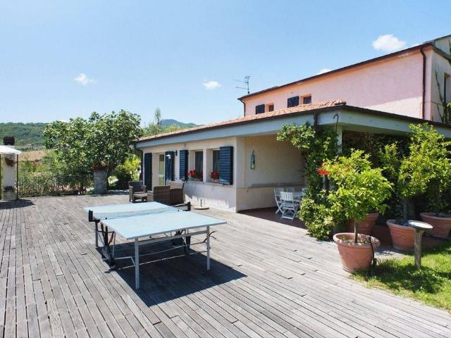 Villa Indipendente in vendita a Agnone, Molise