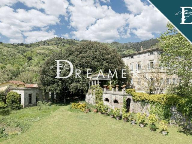 Villa Indipendente in vendita a San Pancrazio, Bagni Di Lucca Ponte