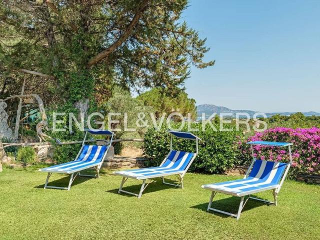 Villa Indipendente in vendita a San Pantaleo, Sardigna/Sardegna