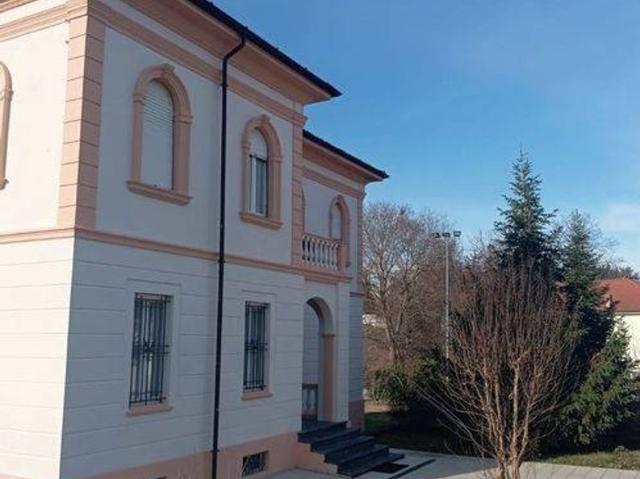 Villa Indipendente in vendita a Nibbiano, Reggio Emilia