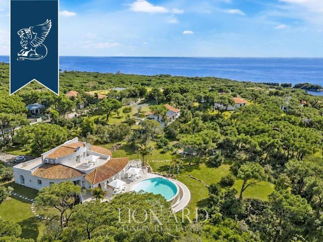 Villa Indipendente in vendita a Pula, Sardigna/Sardegna