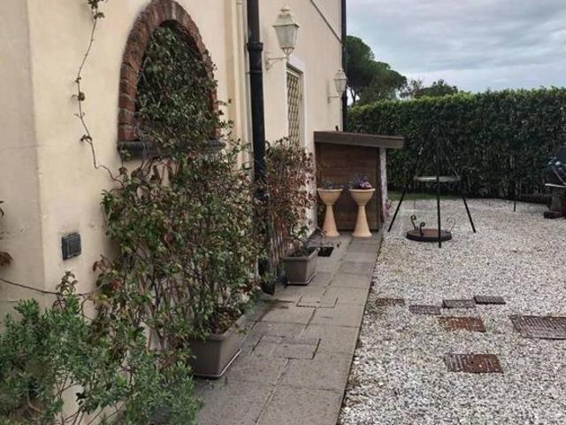 Villa Indipendente in vendita a San Giuliano Terme, Toscana