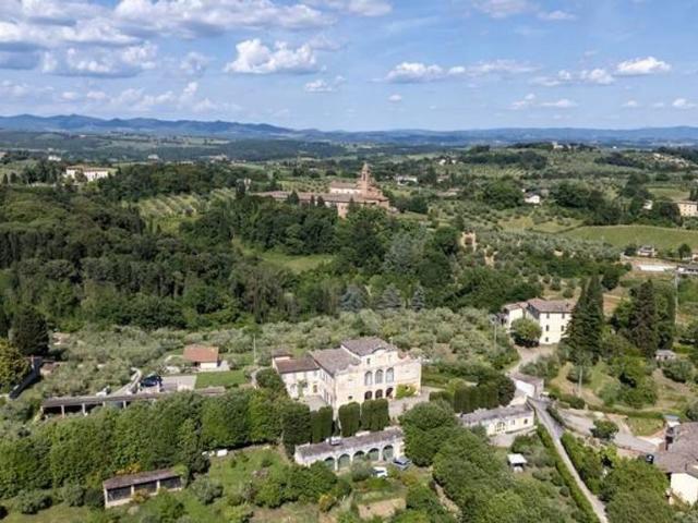 Villa Indipendente in vendita a Scacciapensieri, Siena