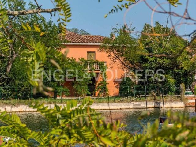 Villa Indipendente in vendita a Lido-Pellestrina, Venezia