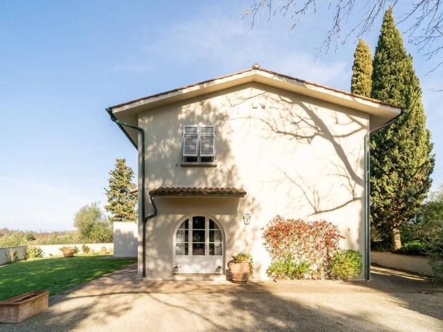 Villa Indipendente in vendita a Casciana Terme Lari, Lari
