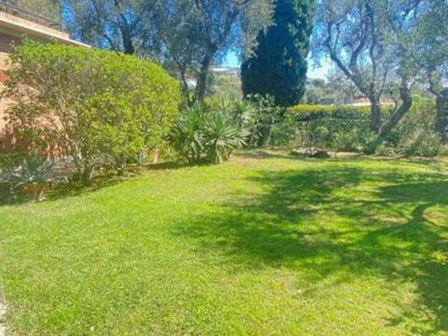 Villa Indipendente in vendita a San Lorenzo, San Remo