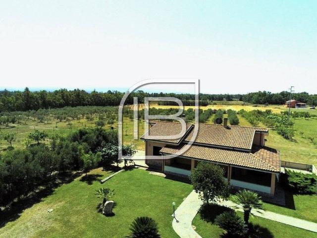 Villa Indipendente in vendita a Alghero, Sardigna/Sardegna