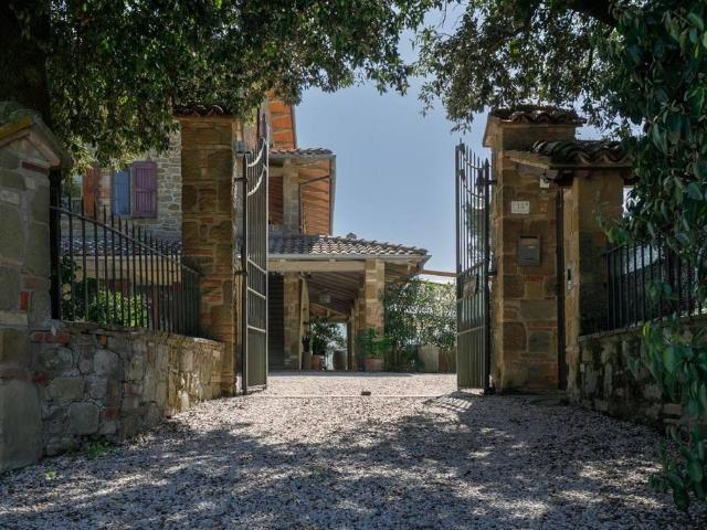 Villa Indipendente in vendita a Preggio, Umbertide