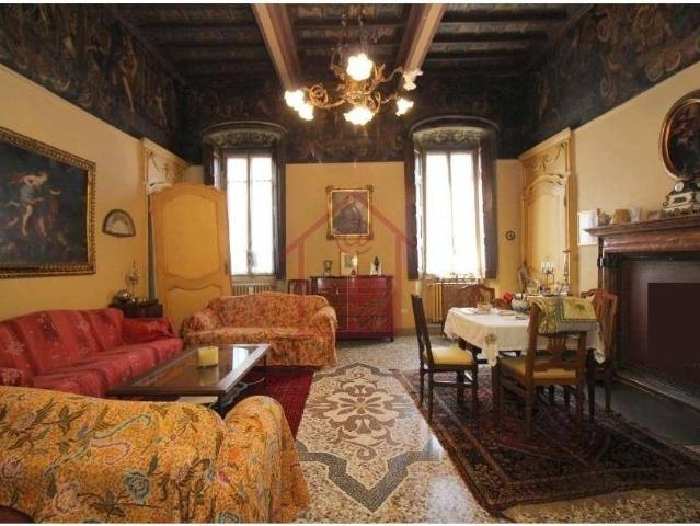 Villa Indipendente in vendita a Piemonte, Vercelli
