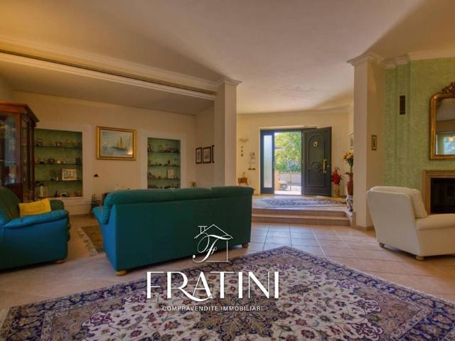 Villa Indipendente in vendita a Marche, Fermo