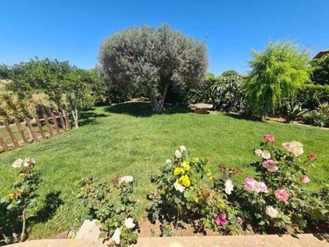 Villa Indipendente in vendita a Ragusa, Sicilia