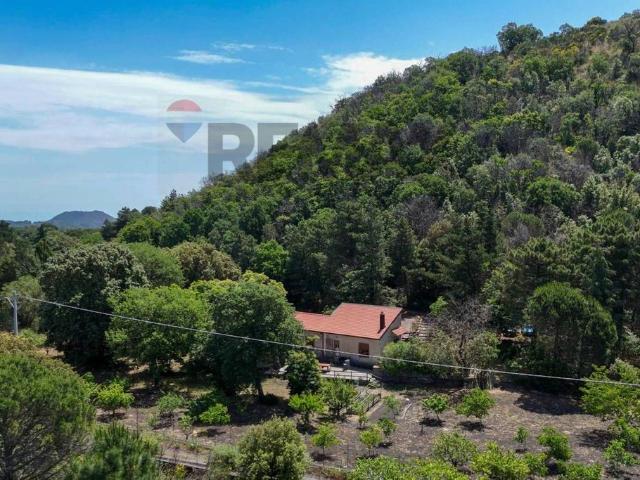 Villa Indipendente in vendita a Ragala, Nicolosi