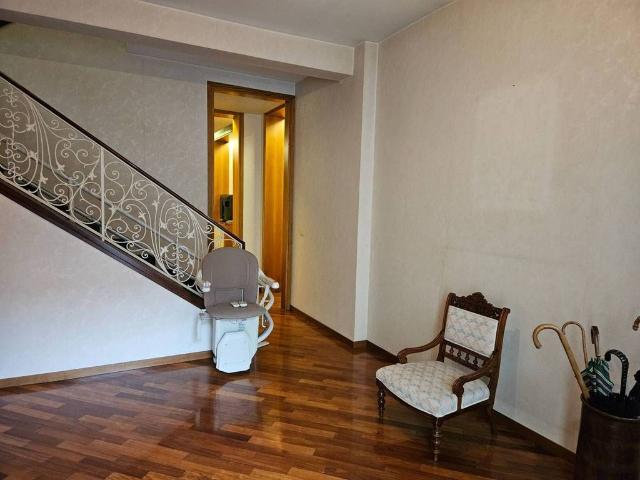 Villa Indipendente in vendita a San Donato-San Vitale, Bologna