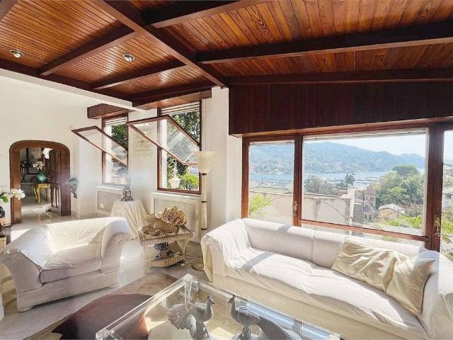 Villa Indipendente in vendita a San Michele di Pagana, Rapallo