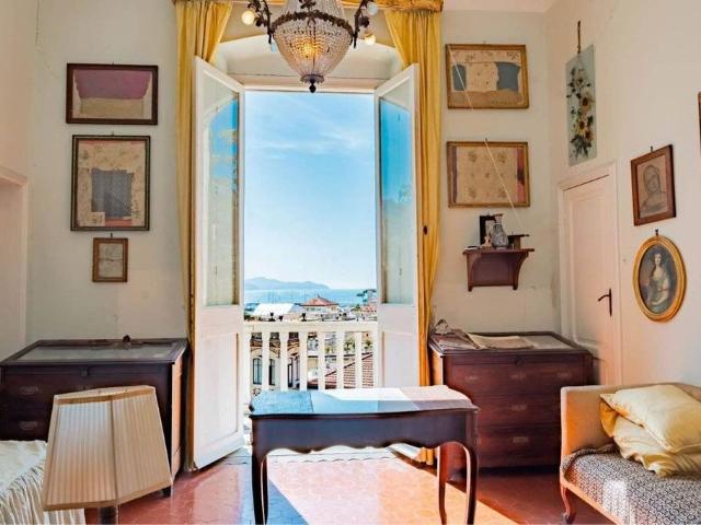 Villa Indipendente in vendita a San Michele di Pagana, Rapallo