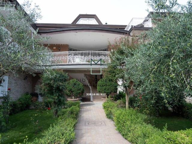 Villa Indipendente in vendita a Macchie, San Potito Ultra