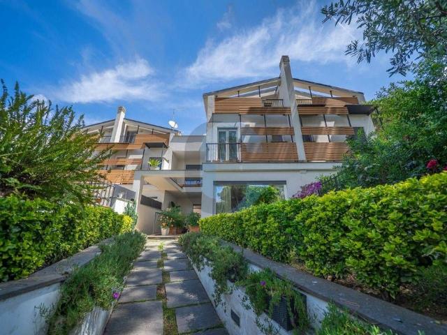 Villa Indipendente in vendita a Roma Capitale, Lazio
