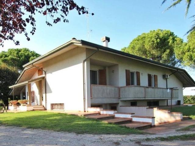 Villa Indipendente in vendita a Unione dei comuni Valle del Savio, Cesenà