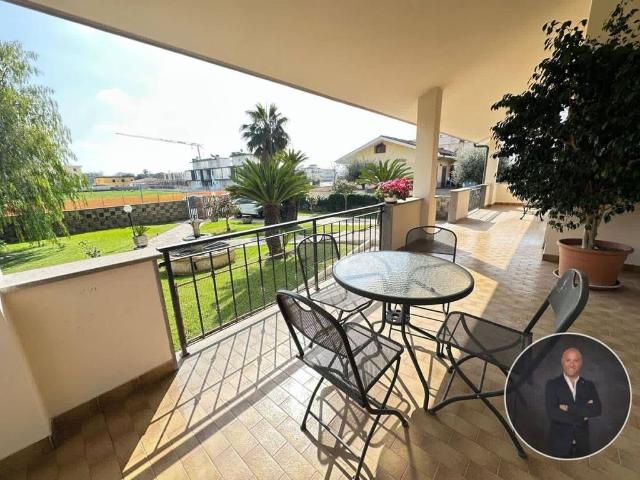 Villa Indipendente in vendita a Borgata Agip, Aprilia