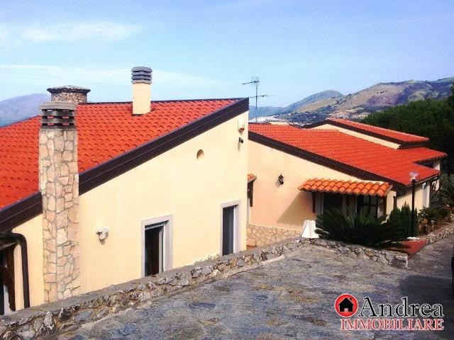 Villa Indipendente in vendita a Calabria, Cosenza