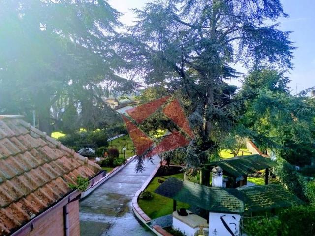 Villa Indipendente in vendita a Roma Capitale, Lazio