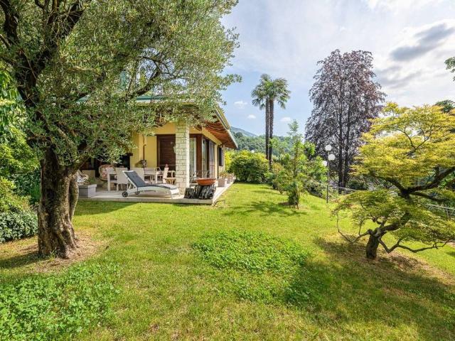 Villa Indipendente in vendita a Contrada Castellaro, Schio