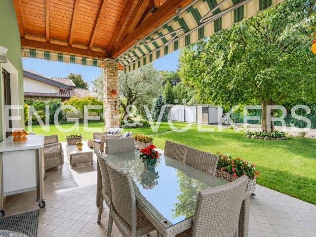 Villa Indipendente in vendita a Ligurno, Cantello