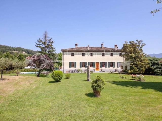 Villa Indipendente in vendita a San Macario in Piano, Bagni Di Lucca Ponte