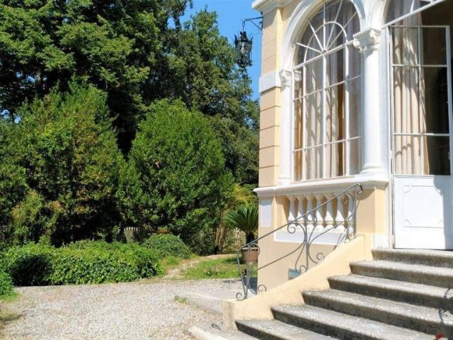 Villa Indipendente in vendita a Vecoli, Bagni Di Lucca Ponte