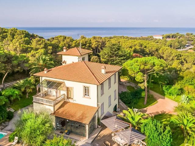 Villa Indipendente in vendita a Rosignano Marittimo, Toscana