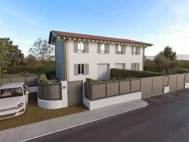 Villa Indipendente in vendita a Pianura Reggiana, Re