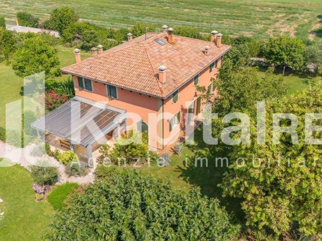 Villa Indipendente in vendita a Villanova di Castenaso, Castenaso