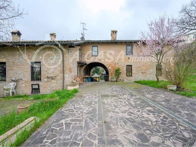 Villa Indipendente in vendita a Medesano