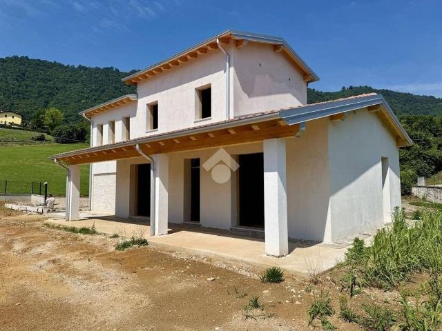 Villa Indipendente in vendita a Monte Di Malo, Veneto