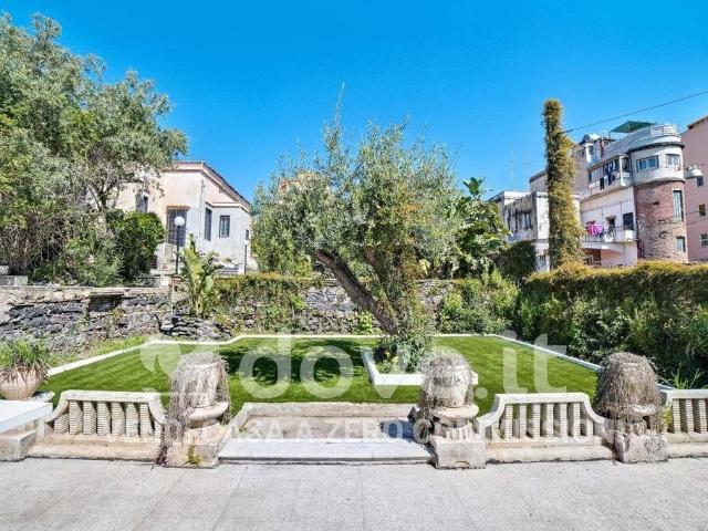 Villa Indipendente in vendita a Borgo, Catania