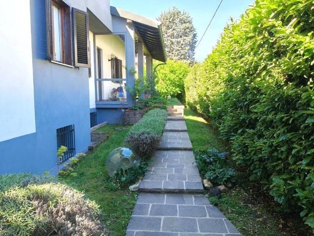 Villa Indipendente in vendita a Fagnano Olona, Varese