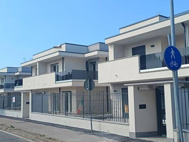Villa Indipendente in vendita a Bareggio, Lombardia