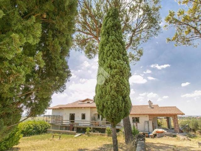 Villa Indipendente in vendita a Monte San Biagio, Roma Capitale