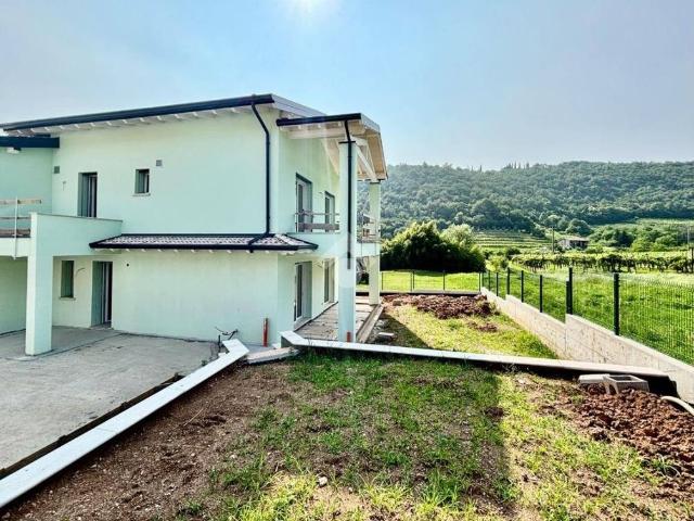 Villa Indipendente in vendita a Ome, Brescia