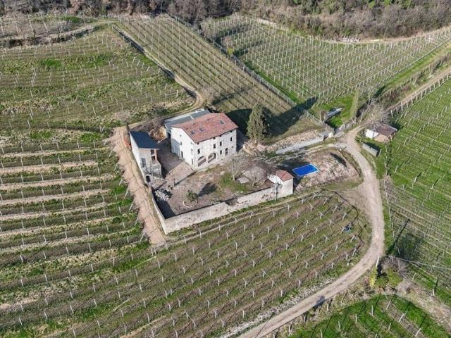 Villa Indipendente in vendita a Lavagno, San Martino Buon Albergo
